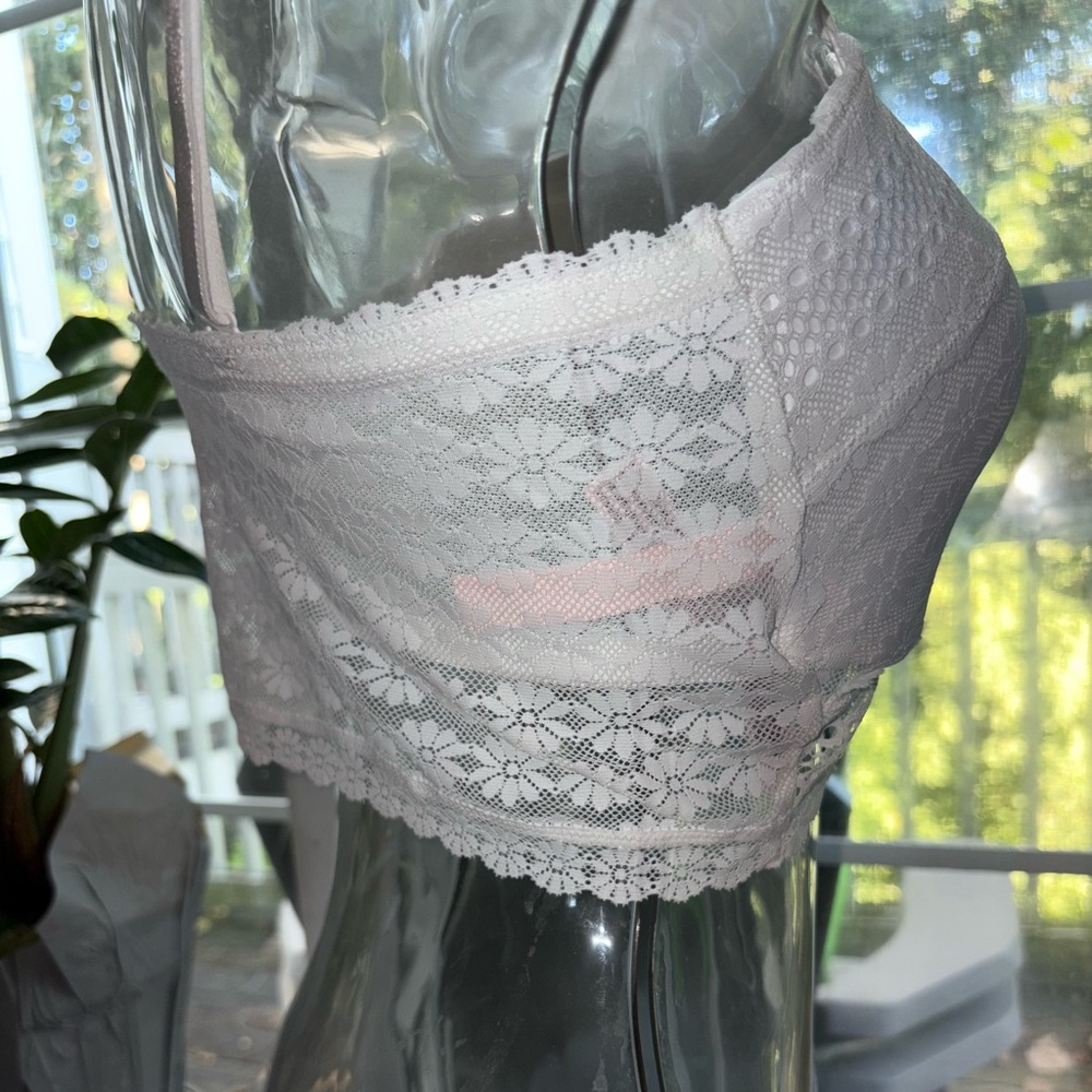 Victoria's Secret White Lace Bandeau - Picture 3 of 7